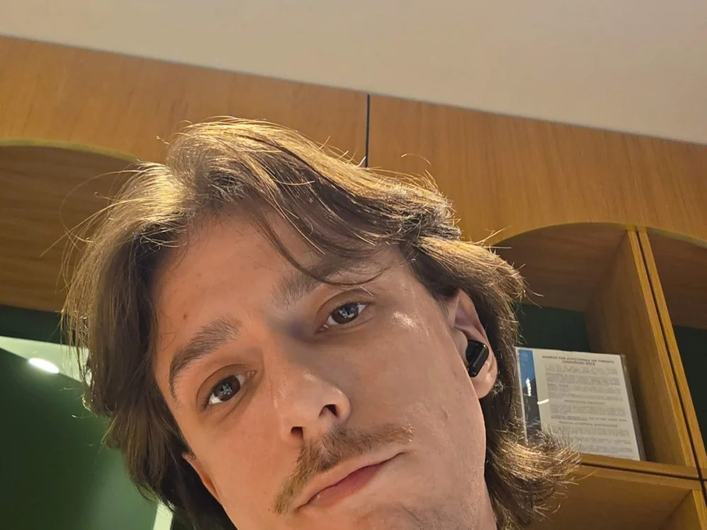 Dimtr979797's Offline Chat Room