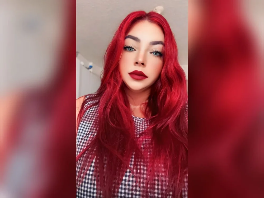 kimsaenz's Offline Chat Room