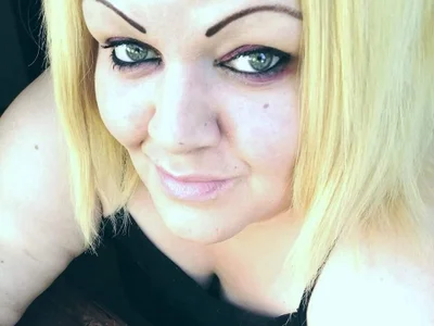 ducicsajsziii - blondes milfs