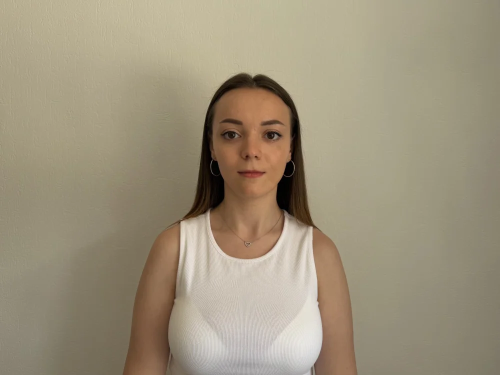 FionaVoight Adlı Modelin Çevrimdışı Sohbet Odası