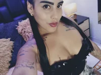 XXX chat uživo modela DominicaBecquer