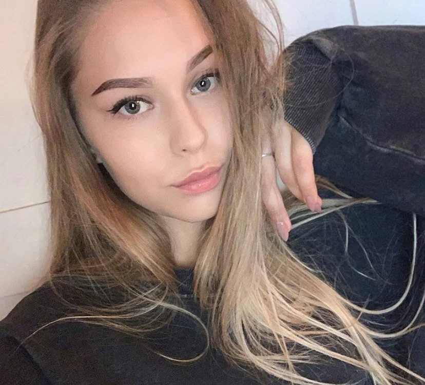 Casey_Diaz's Offline XXX Chat