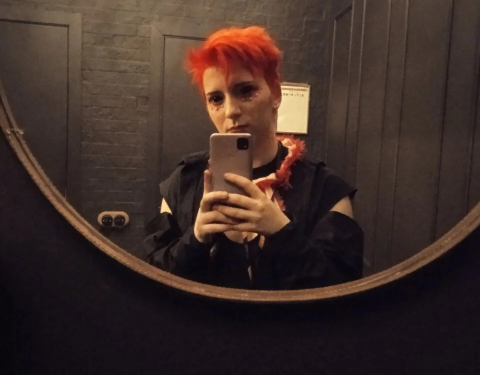 KayleBloom's Offline Chat Room