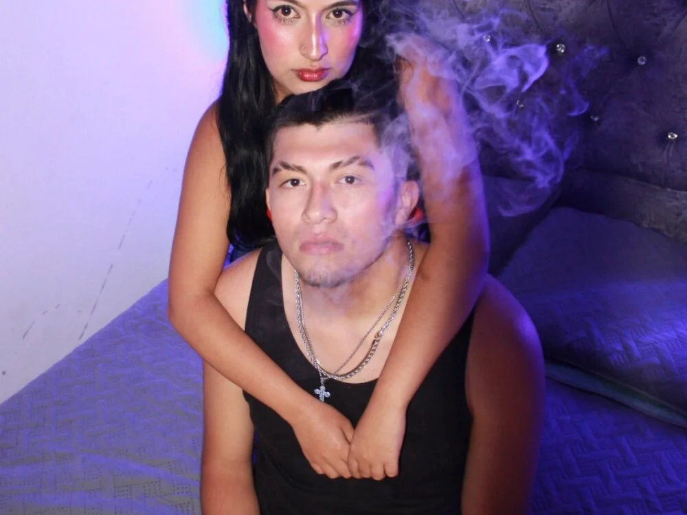 Kiara_Queen_BDSM 离线XXX聊天