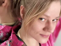 Chat XXX en directo de HoneyKeyN8_