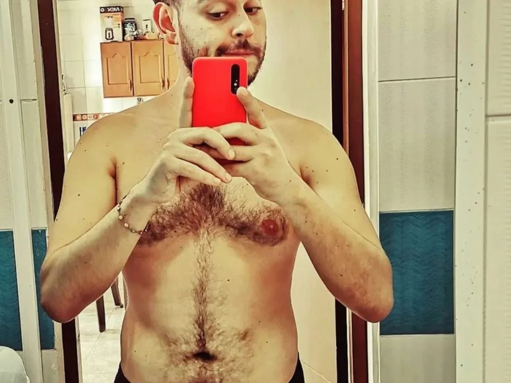 LatinBear-3's Offline Chat Room