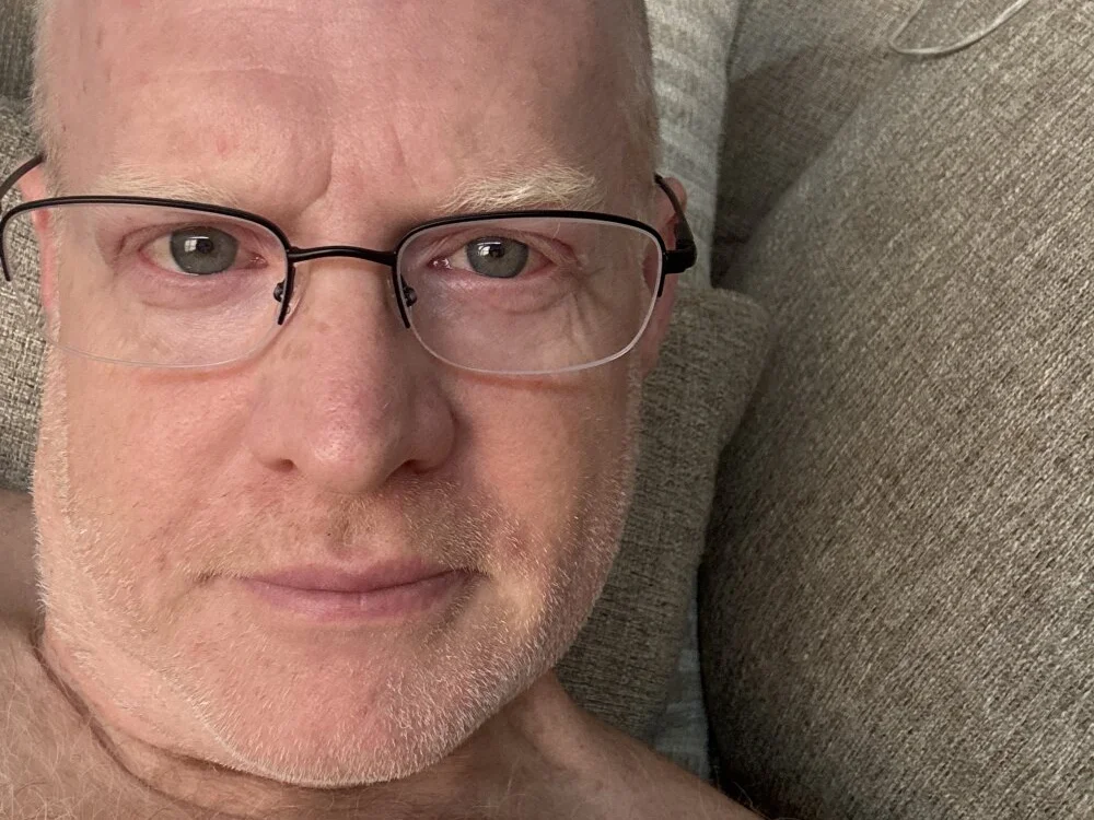 1Silverfox4you's Offline XXX Chat