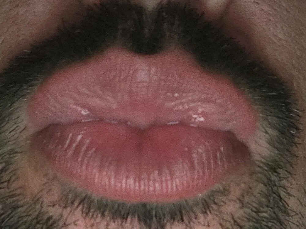 me2youYou2me: офлайн-секс-чат