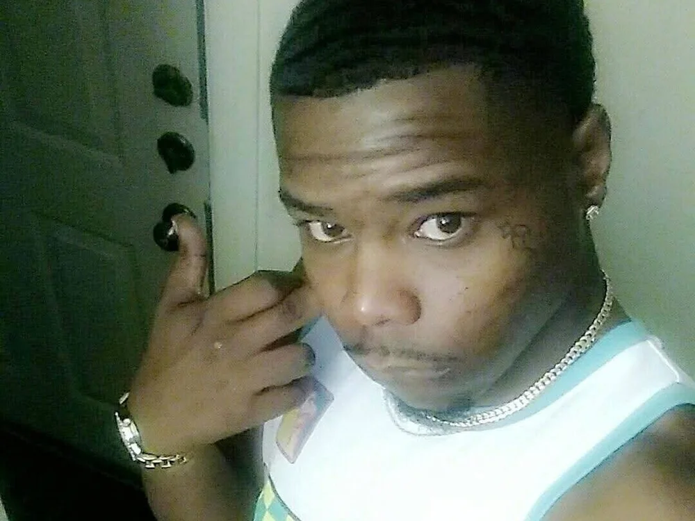 BoskezzyP59 offline chatrum
