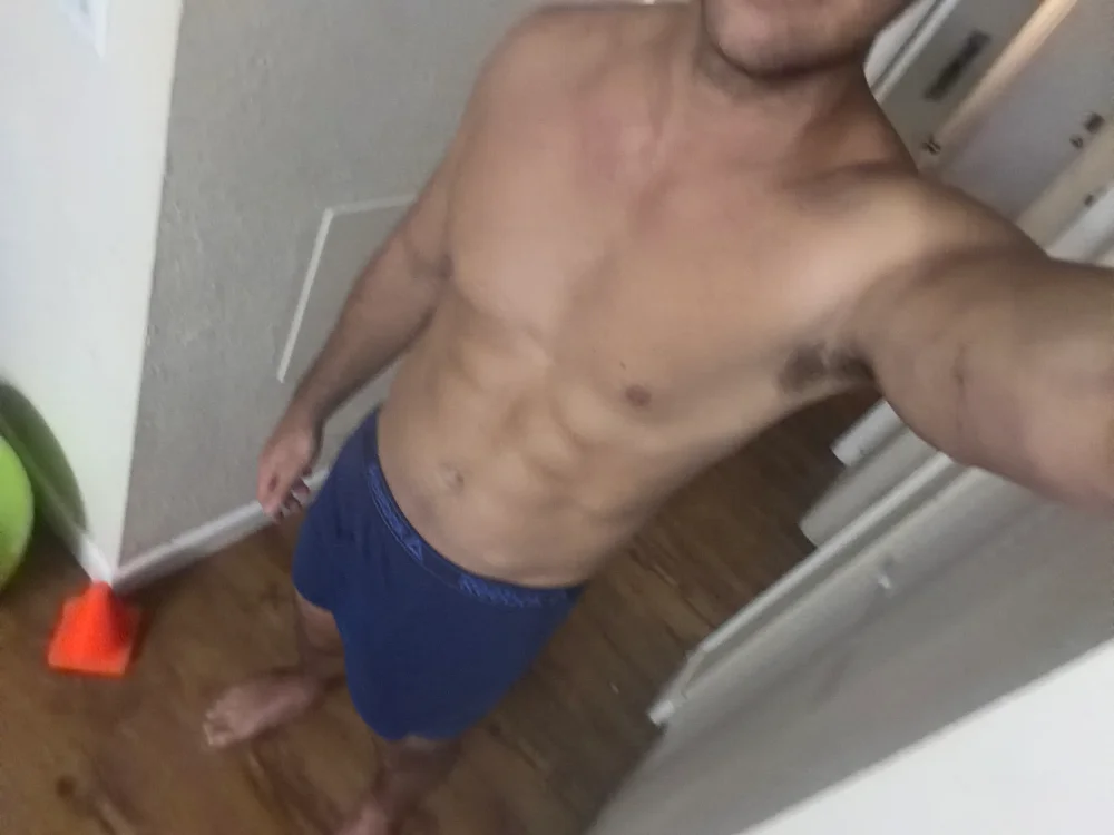 LoganBry77 – Offline XXX chat