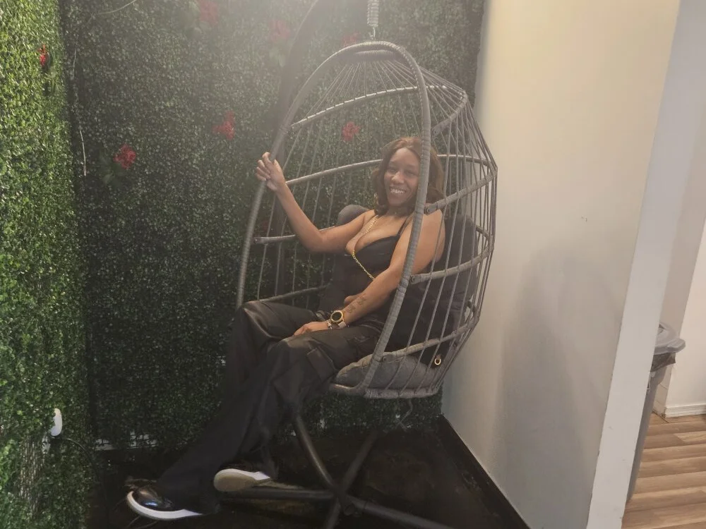 Bunzswee's Offline XXX Chat