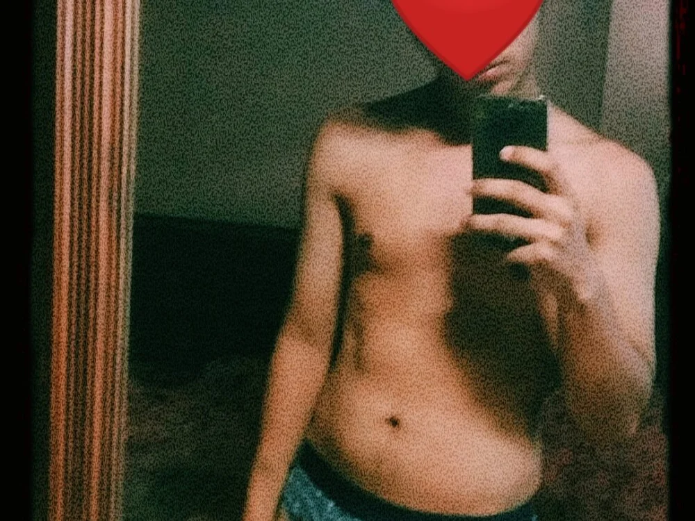 hot_raghav7 Adlı Modelin Çevrimdışı XXX Sohbeti