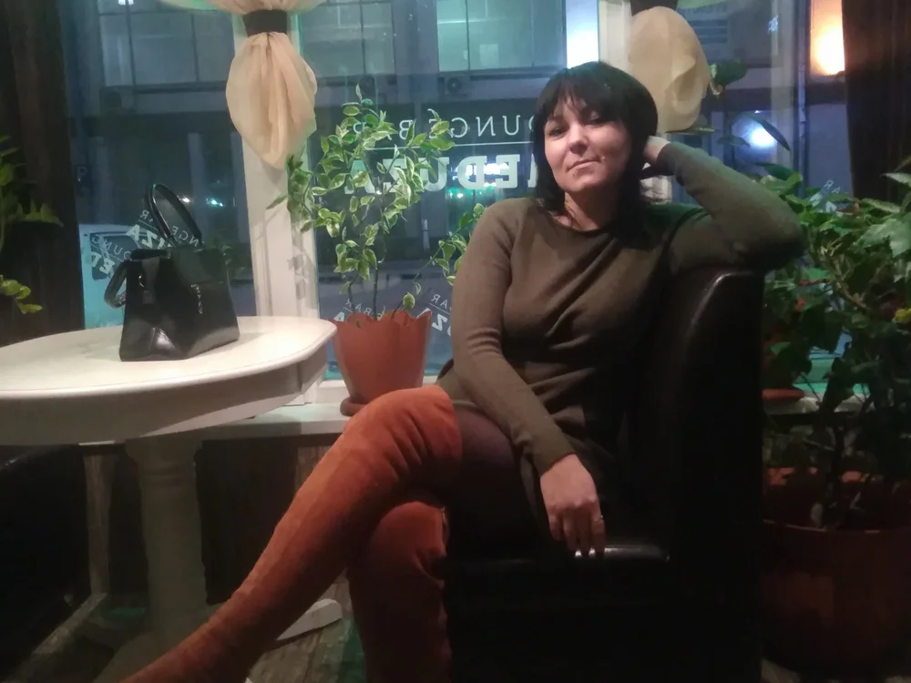 GoldenDaisy's Offline Chat Room