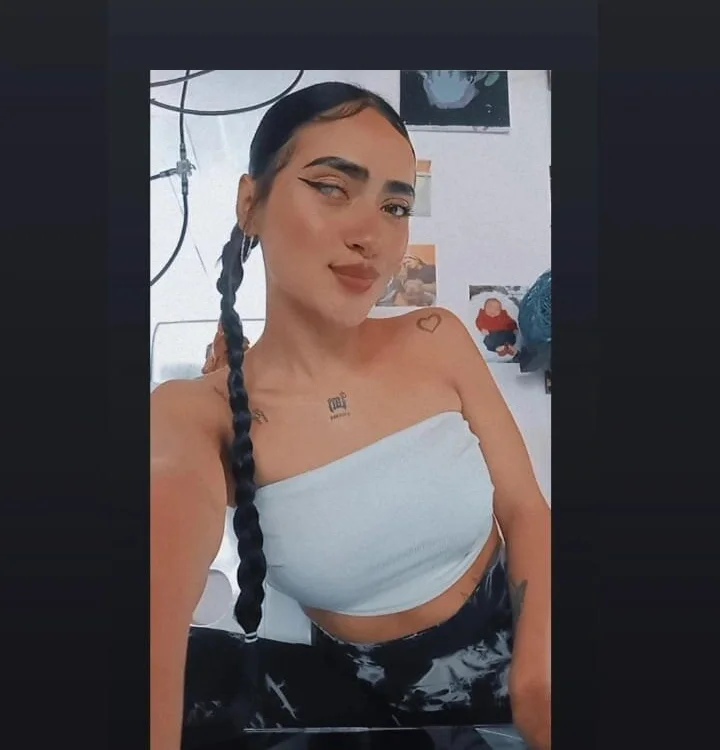 bonnie_blue_18's Offline XXX Chat