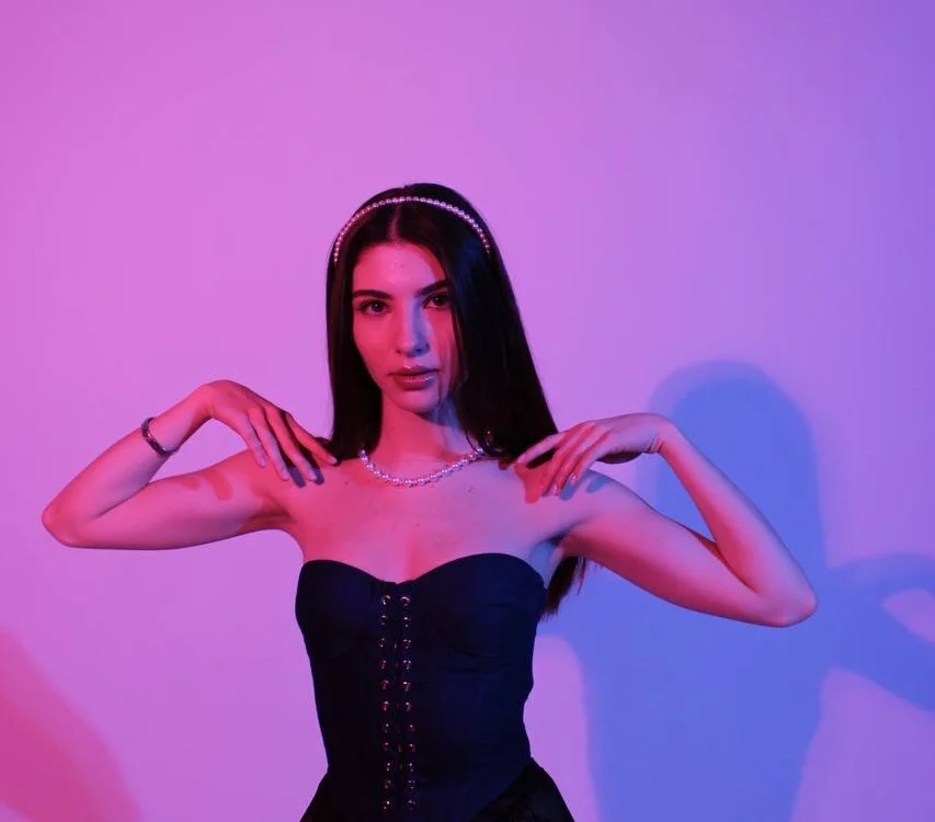 Luna_Skyly offline chatrum