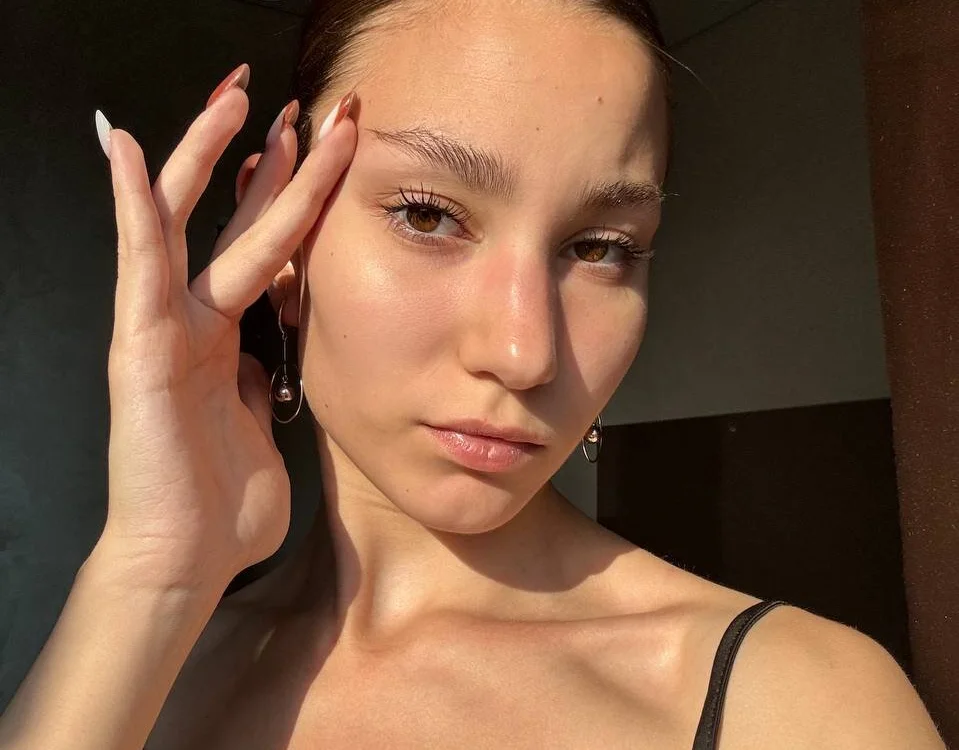 CarenMccannon Adlı Modelin Çevrimdışı XXX Sohbeti