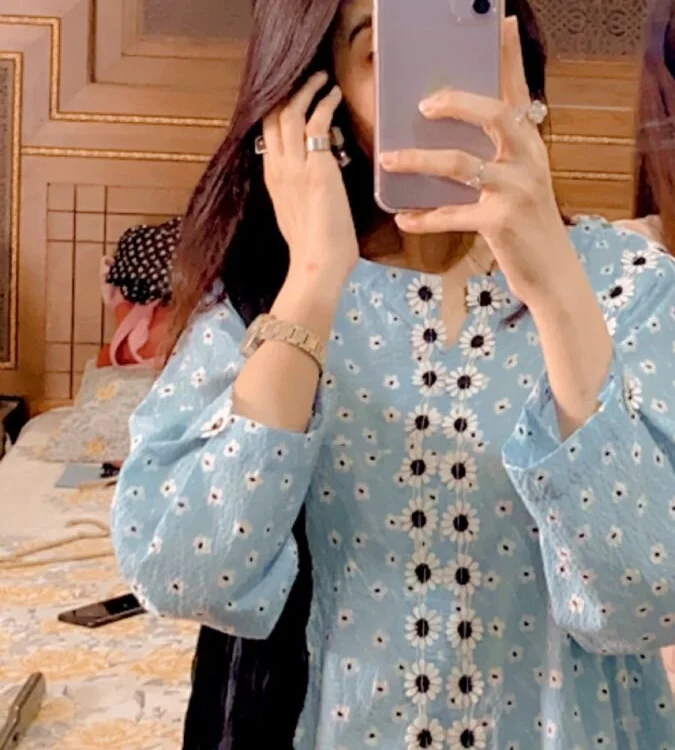 แชท XXX ออฟไลน์ของ Ruhi_Kh