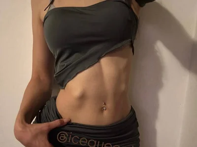 Icequeen1 Female Middlepricedprivateswhite Chat Webcam