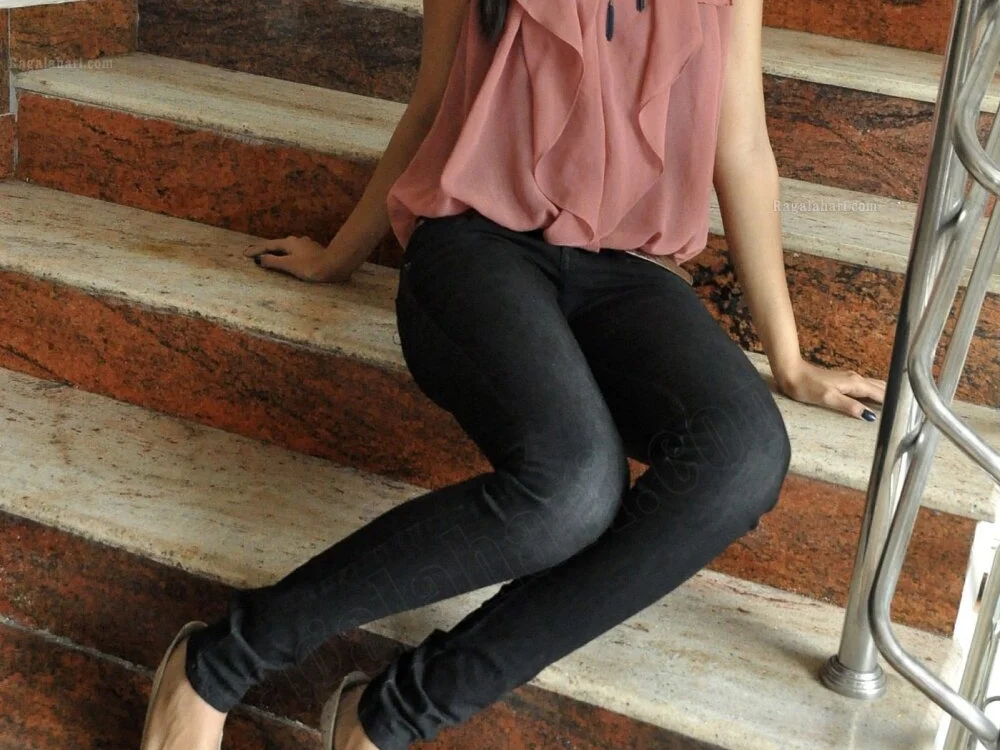 NancyRuvi Offline XXX-Chat