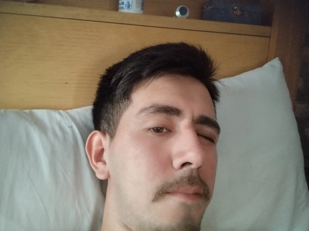 TxbxxsSpxxnx Offline XXX-chat