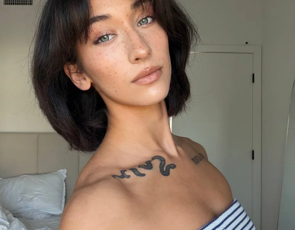 Offline XXX chat modela MarinaBambina_