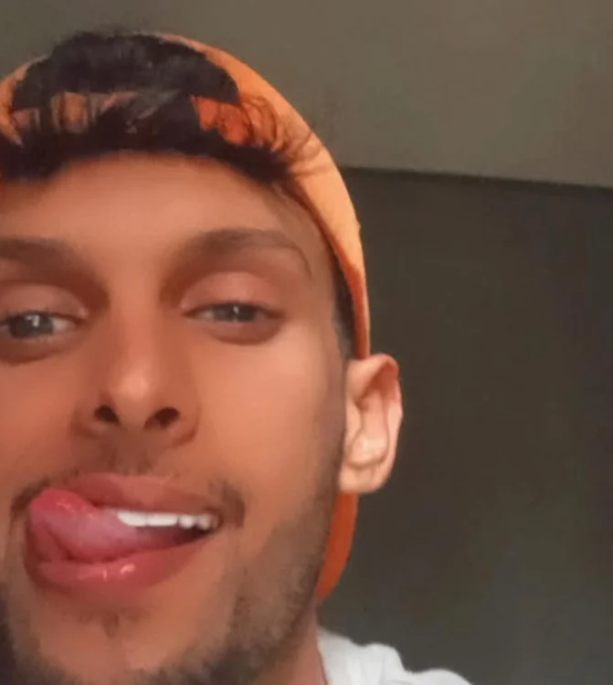 Bogos147 Chat XXX offline