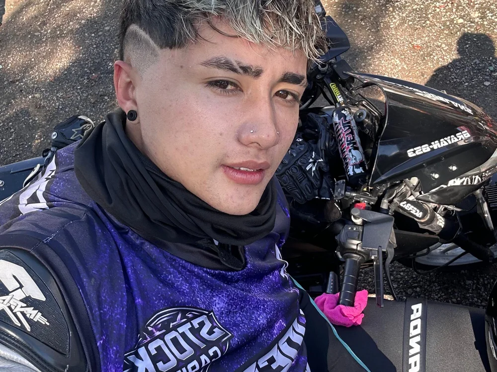 Dante_Rush_'s Offline Chat Room