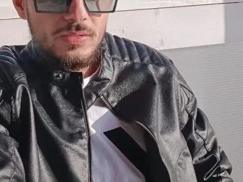 Offline chatovací místnost Juls6899