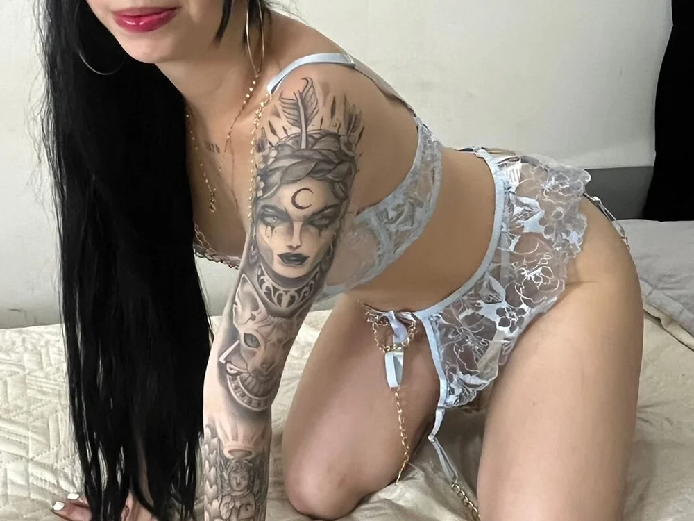 CarolinaIsabella offline chatrum
