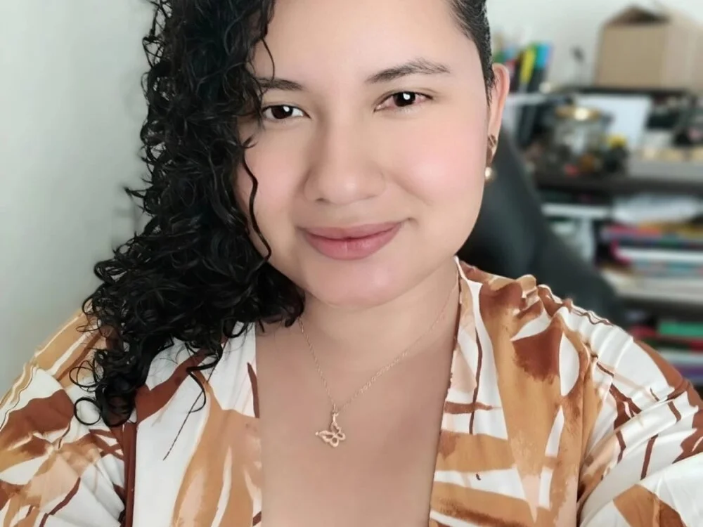 Miss_Candyy offline XXX-chat