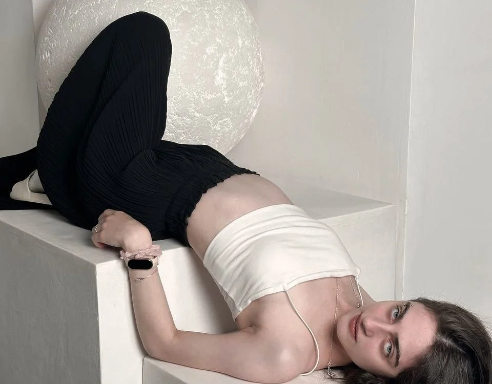 IluminadaMccastle Offline XXX-chat