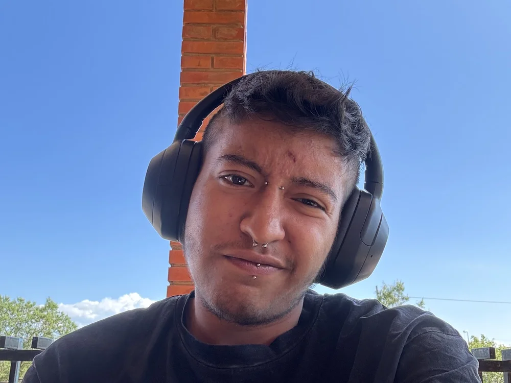 AmnesiaKush07's Offline Chat Room