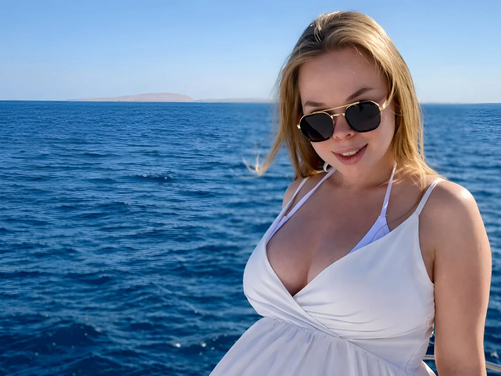 SatinSapphiree Offline XXX-chat