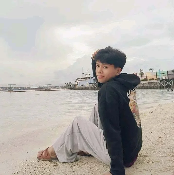 sweet_cuttieguy 离线XXX聊天