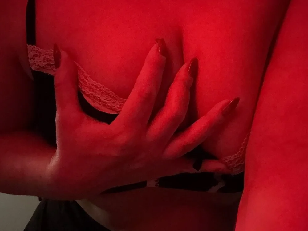 Chatroom XXX hors ligne de GizliAura