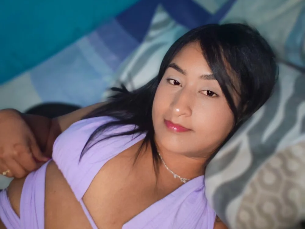 Esmeralda4897 Obrolan XXX Offline