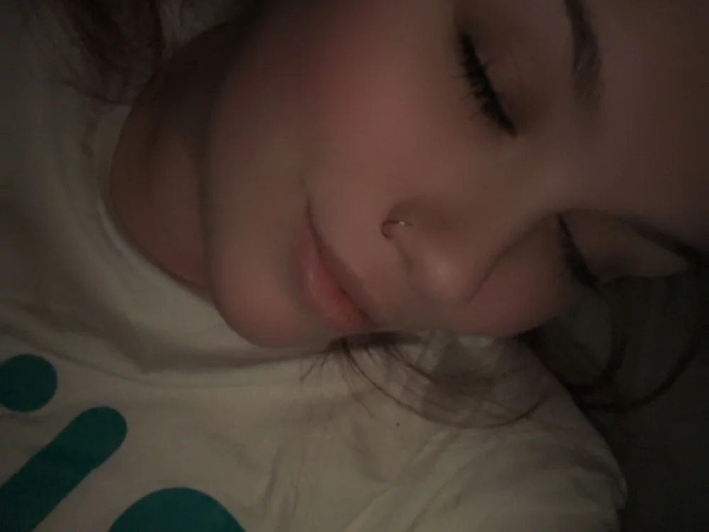 Busty_PiperUK offline chatrum