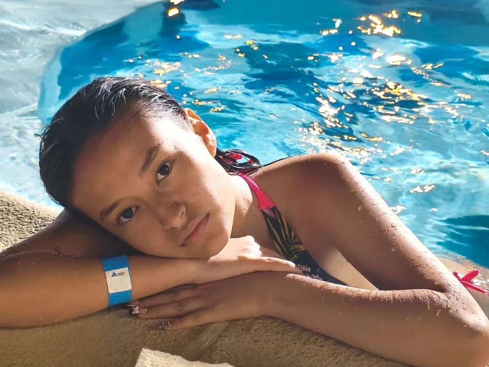 Ammbar_1 离线XXX聊天