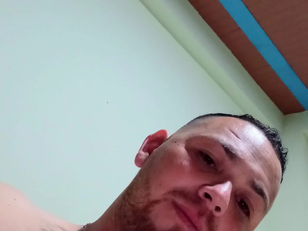 andres--z Offline XXX Chat