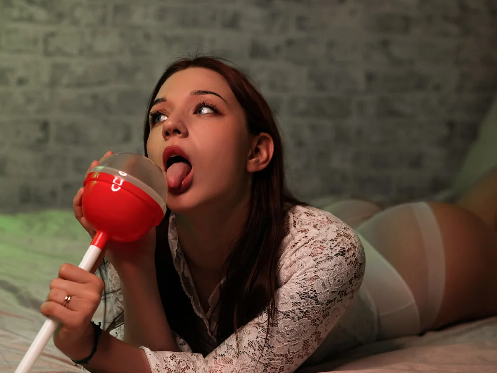 Shirley_Thomas offline XXX-chat