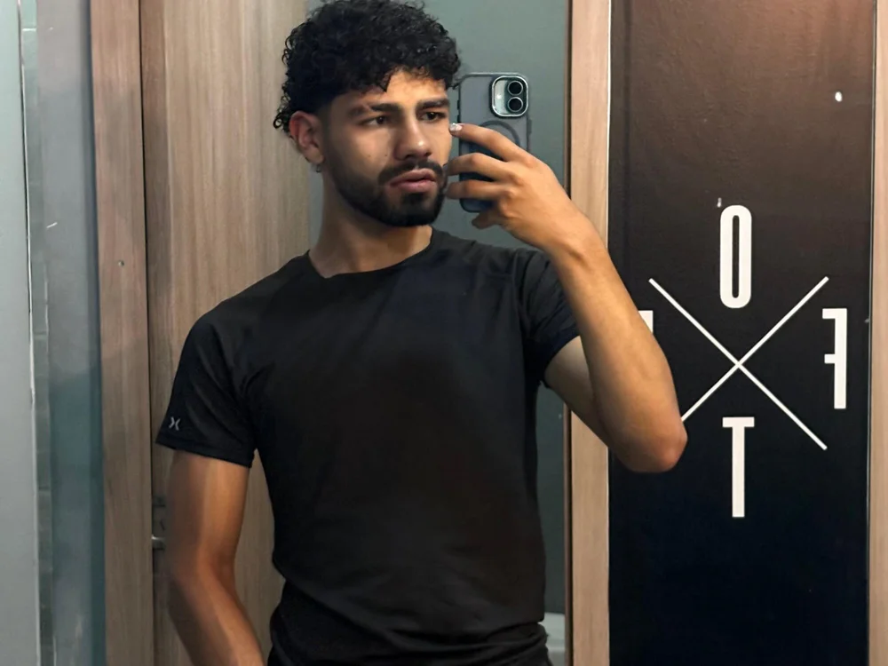 Andy_Burkle – Offline XXX chat