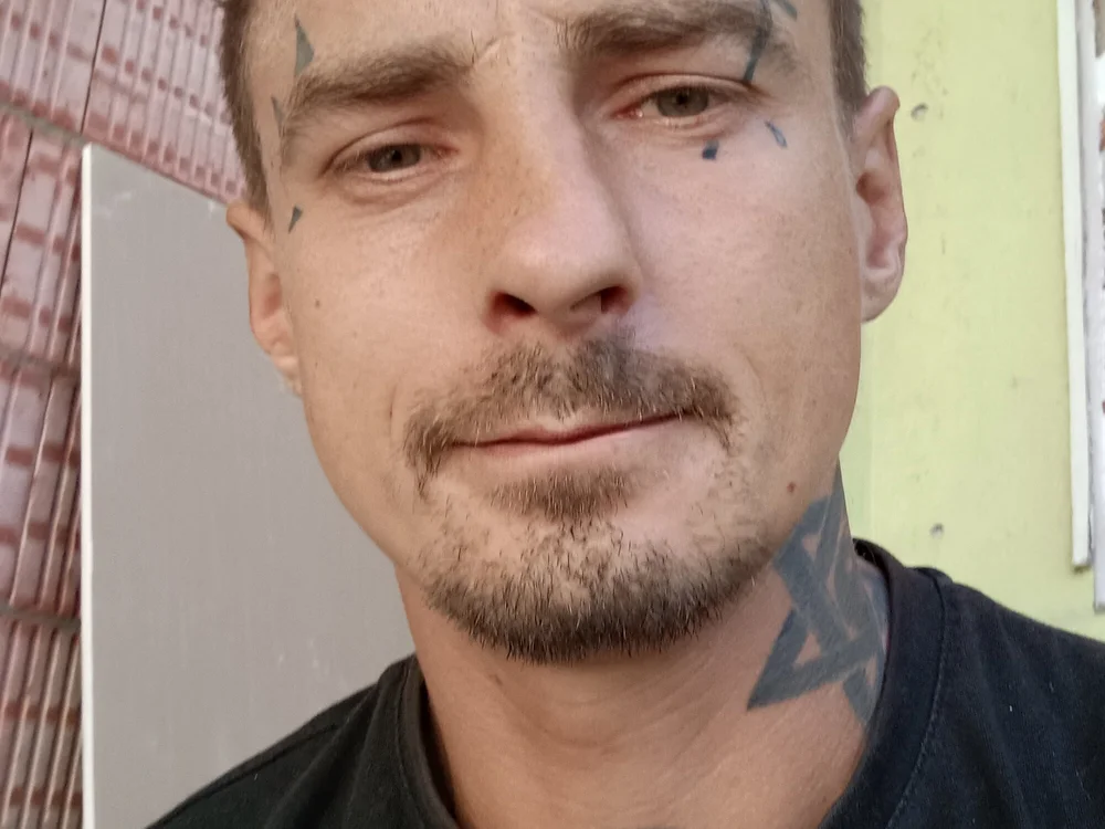 terefere91's Offline Chat Room