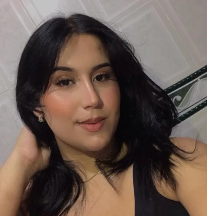 SweetSofiaa's Offline Chat Room