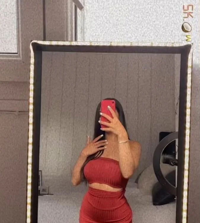 Maha_arab Adlı Modelin Çevrimdışı XXX Sohbeti