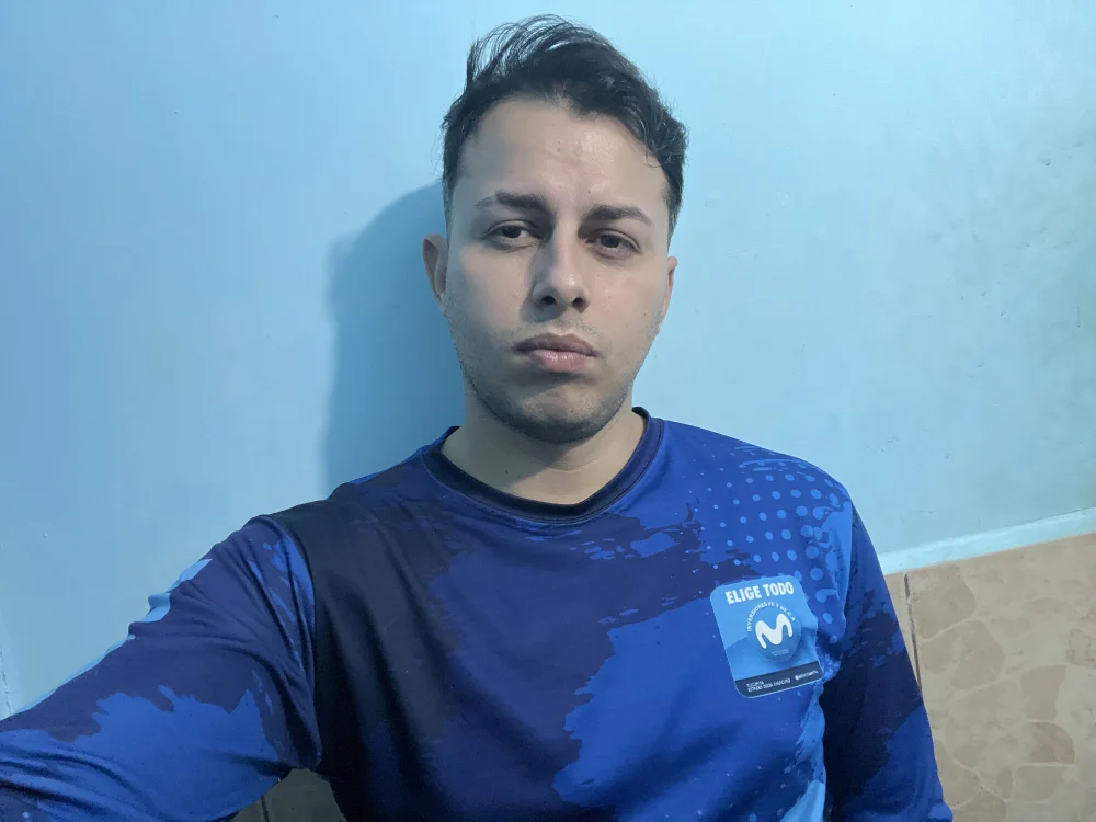 Zeifer20256's Offline Chat Room