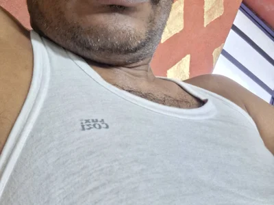 Mr-Mrs-couple profile