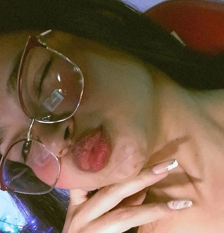 Czat XXX offline – Lily____