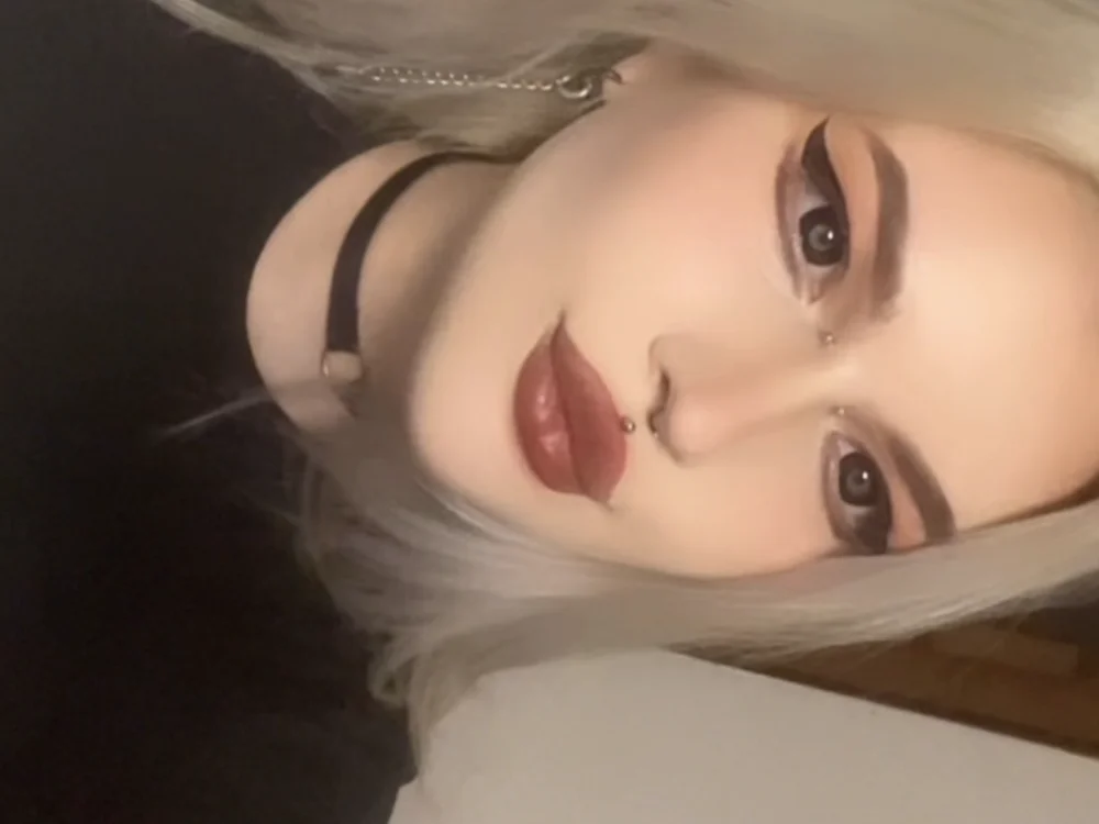 Ciri_mouth offline chatrum