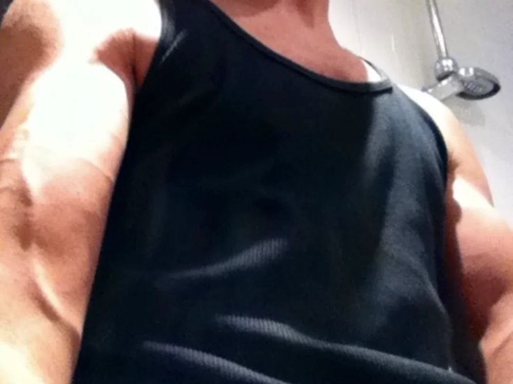 ayubs121 Adlı Modelin Çevrimdışı XXX Sohbeti