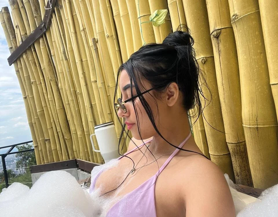 Hillary_williamss' Offline XXX Chat